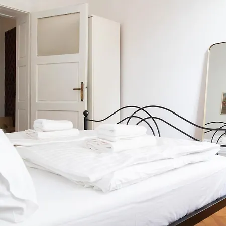 Olynta Apartman Split