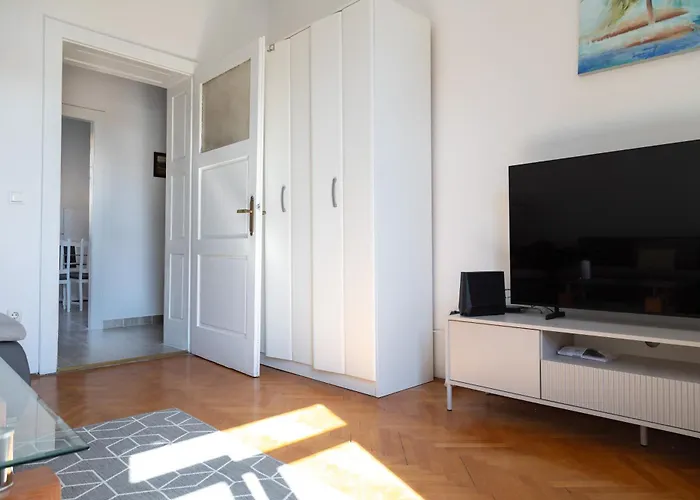 Olynta Apartman *